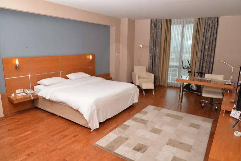 Anemon Kent Cigli Otel Izmir Bagian luar foto